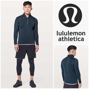 Lululemon Metal Vent Tech 1/2 Zip
Mineral Blue / Nautical Navy